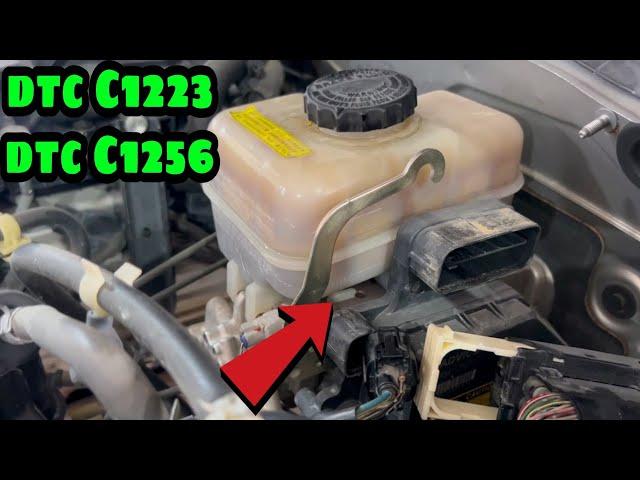 Toyota fj cruiser || how to fix code C1223/C1256 || faulty ABS unit