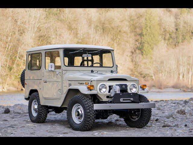 1974 TOYOTA FJ40 Land Cruiser Restoration Timelapse