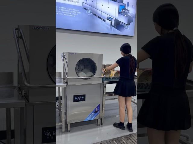 How real restaurant chefs wash dishes?#shorts #commercialdiswasher #restaurantequipment #export