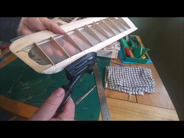 How to cover a model using Doculam, tissue and dope.