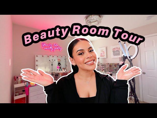 Beauty Room Tour + Makeup Collection 