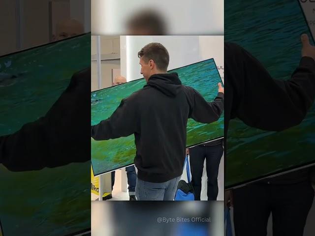 Revolutionize Your TV Experience with the World's First Wireless Detachable TV! | CES 2023 Unveiling
