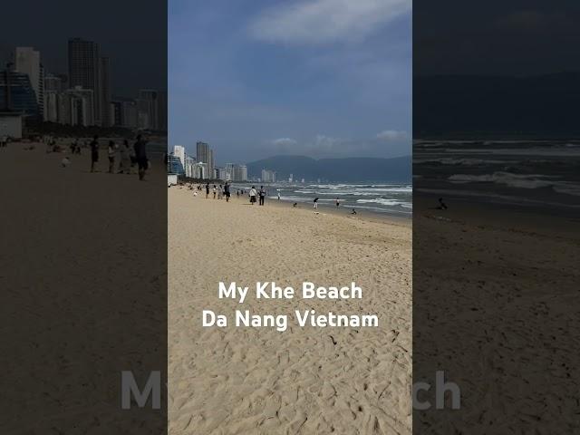 I love the smell of the ocean in the morning.  #danang #vietnamese Da Nang Vietnam