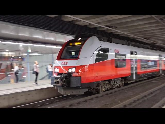 Siemens Desiro ML's (ÖBB 4746 CityJet) am Wiener Hauptbahnhof