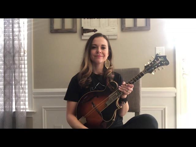 Sierra Hull - Having fun with "Get Up John" (Bill Monroe)