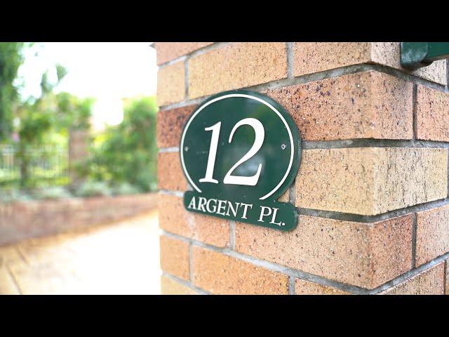 AUCTION : 12 Argent Place, Sunnybank Hills