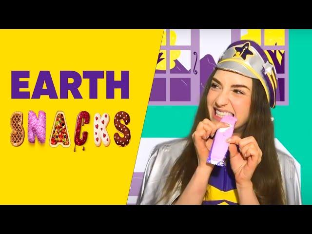 Captain Starlight Tries Earth Snacks #foodchallenge #tastetest #foodie