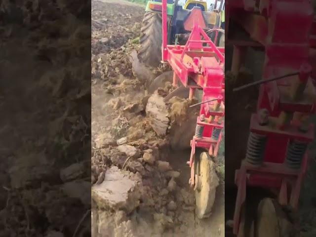 Why and When to Use a Disc Plough for Your Farmland 