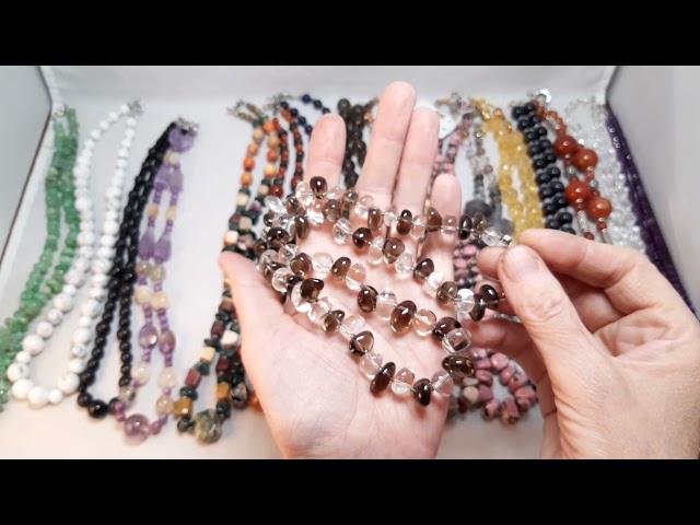 САМОЦВЕТЫ  УРАЛА И ЗАБАЙКАЛЬЯ В БУСАХ  GEMS OF THE URALS AND TRANSBAIKALIA IN BEADS