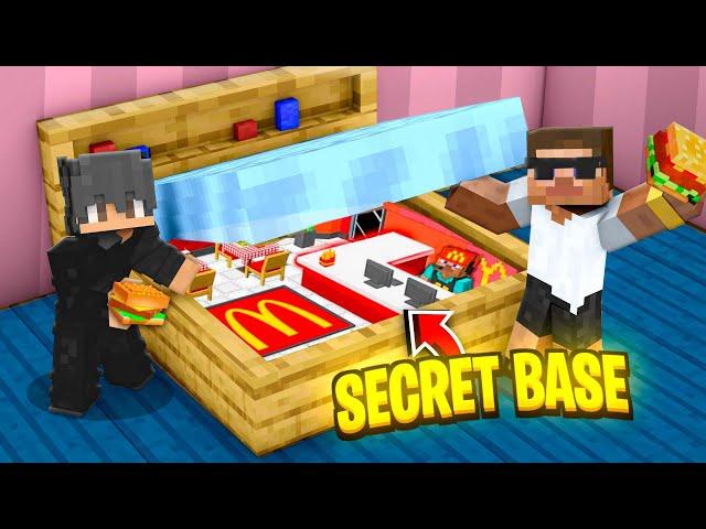 I Built a SECRET McDonald's in My Room, Minecraft...ft @junkeyy