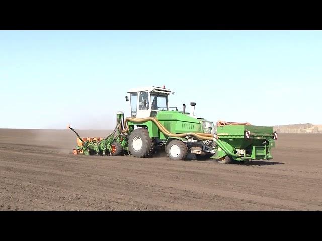 Gomselmash Palesse K-G-6 with Amazone planter in Sibiria