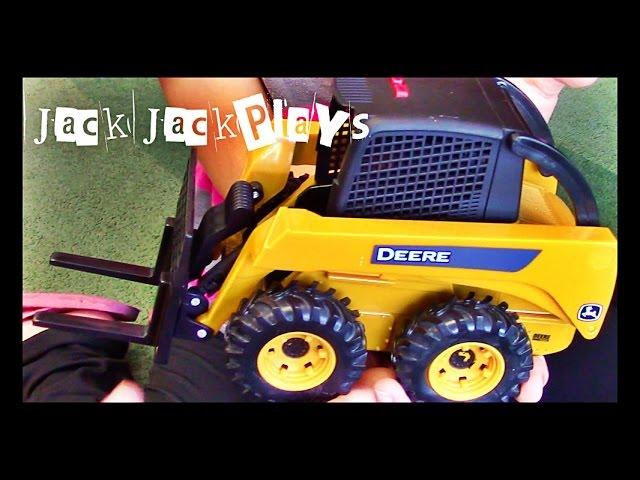 John Deere Skid Steer Unboxing | Truck Pretend Play | JackJackPlays