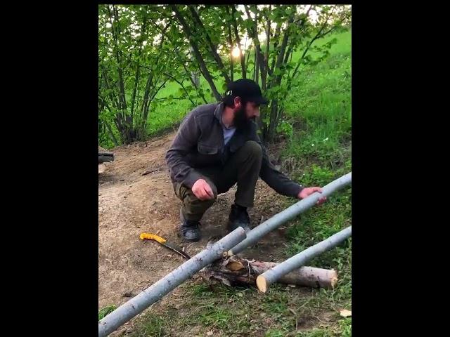 Building my best dugout ever, from start to finish. Carving out a hidden refuge in the earth. ️