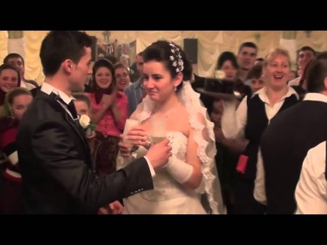 Romanian traditional wedding dance