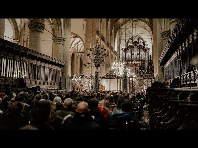 Grote Kerk Dordrecht: Samenzang Psalm 84 vers 1 + 2 (vers 2 bovenstem)