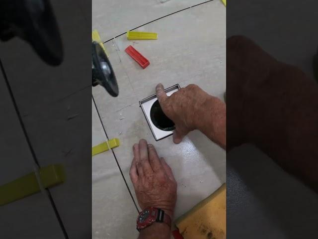 See how I always put my floor waste in with mud