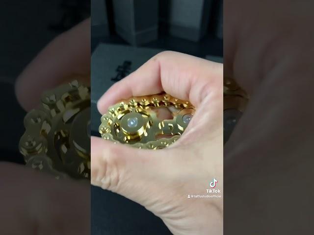 It is not easy to make a 18k gold plated version. So let’s get it. #fidgeting #fidget #fidgettoy