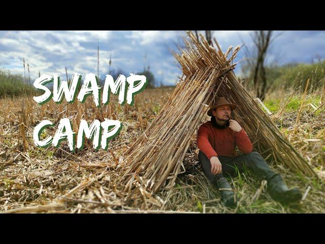 OVERNIGHT CAMP IN A swamp, PRIMITIVE REED SHELTER | ASMR | 4k