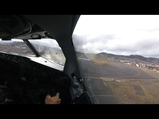 Approach & Landing Tenerife North, Spain, RWY30, Boeing 737-800