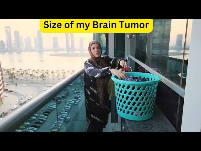 Tumor ka Size "ping pong ball" jitna hai