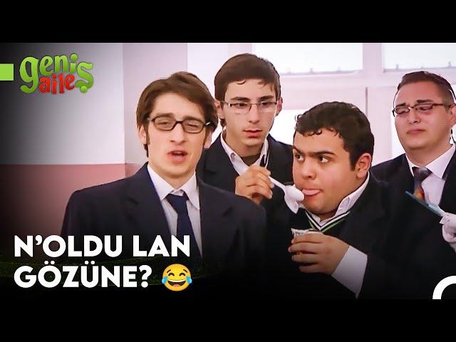 Zekai ve Kütük Tüm Sahneler #8 - Geniş Aile