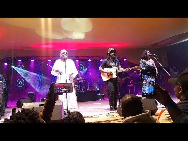 Mbeu Ndiye Chete Akasiirwa Gitare Na Oliver Mtukudzi Honai Zvaaita nhas paPakare Paya OMIFA24