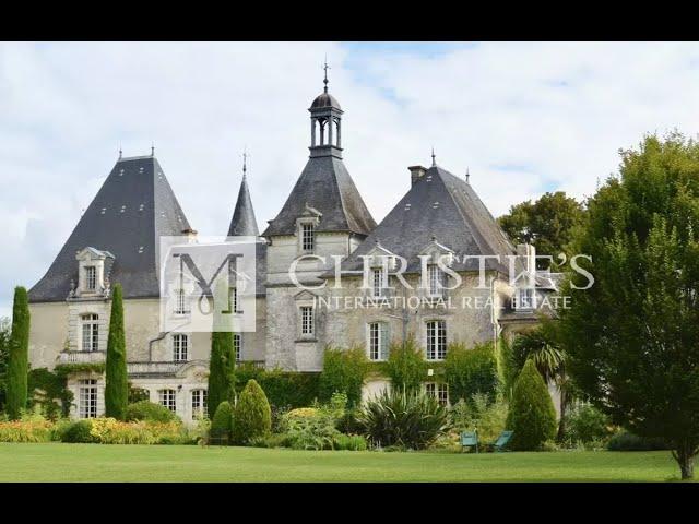 Beautiful Dordogne Chateau  in south West France DA1064