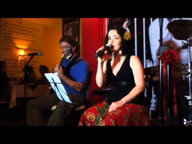 Tema de Amor de Gabriela (Tom Jobim) - Lysia Condé