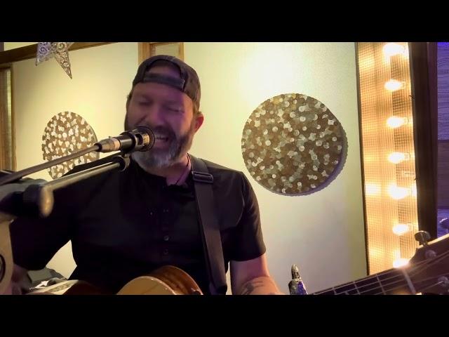 Landslide-Fleetwood Mac/Stevie Nicks (Live Acoustic Cover by Johnny Chase)