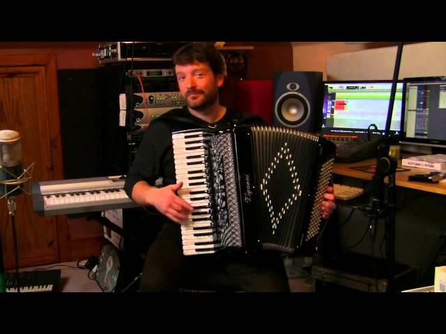 The Oslo Waltz played on a Vignoni Compact 3 + 1 piano accordion