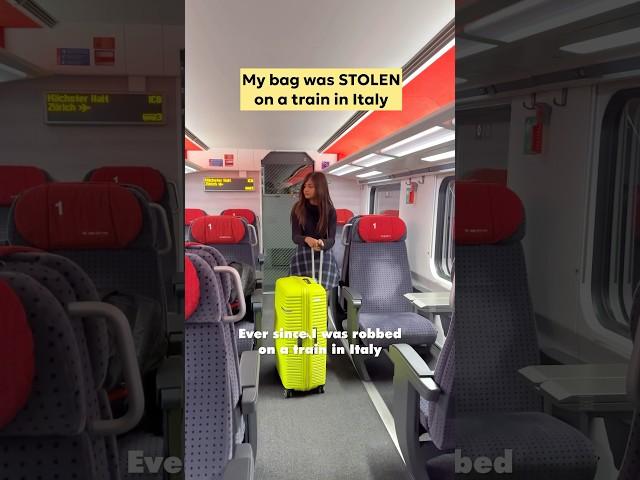 Best luggage safety HACK! Please get this before your next travel! #travelhack #travelsafety #airtag