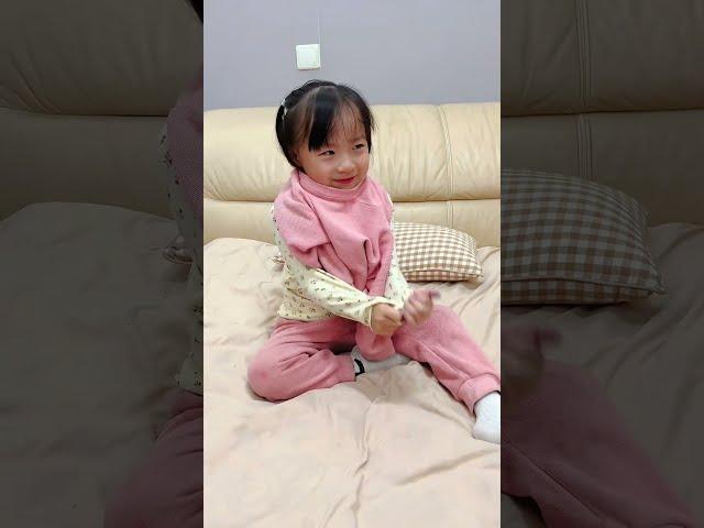 Dad: Xiao Chuang is me? #CuteKid#ParentAndChild#ParentAndChildRoutine#Funny#DadWithKid