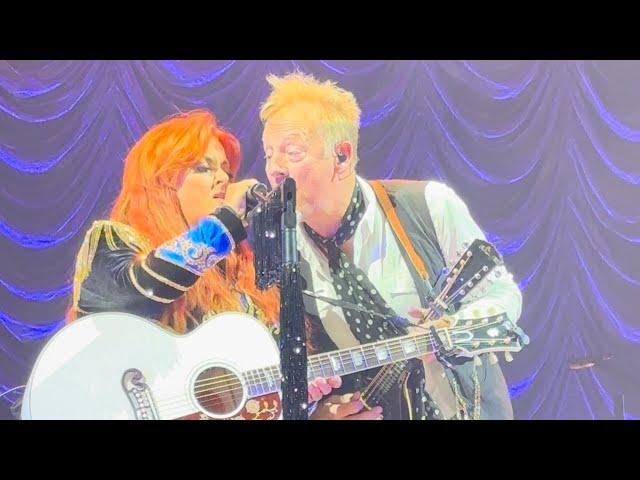 Wynonna Judd (Flies on the butter) Worcester, MA on 1/29/23