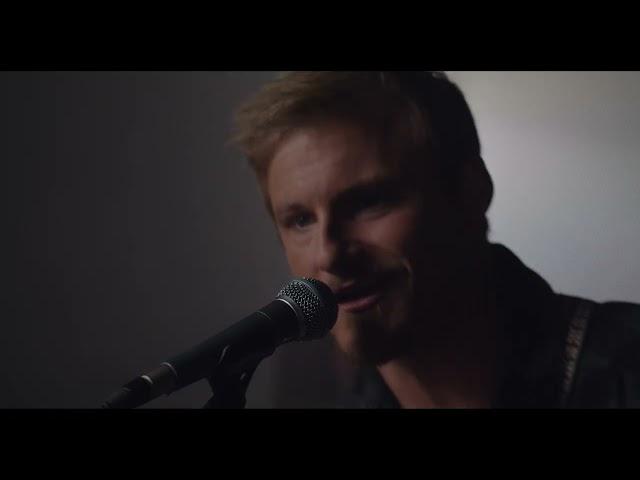 Alexander Ludwig - Faded On Me (Official Music Video)