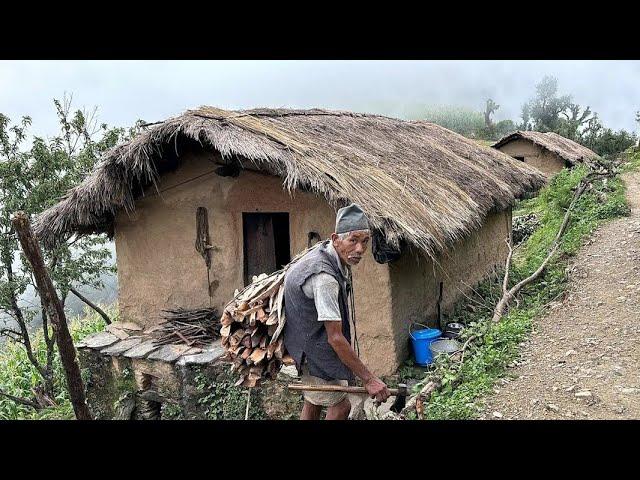 The Most beautiful Himalayan Village Life Of Nepal |Very Peaceful And Relaxing | Rainy Session Life.