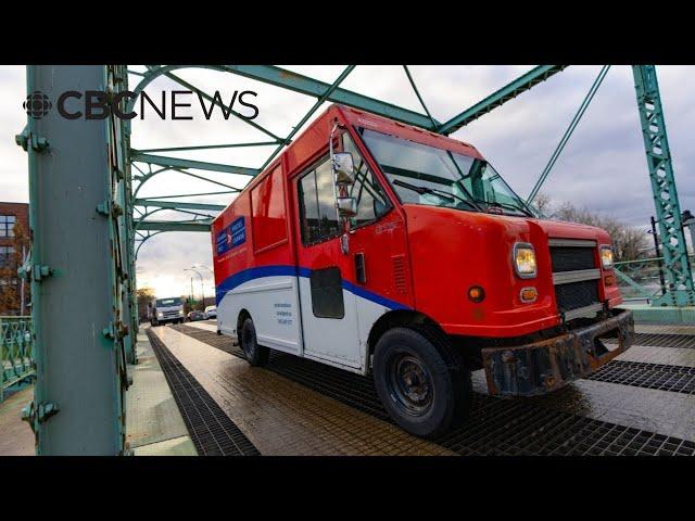 Canada Post expects ‘significant’ backlog from strike to be clear by Christmas