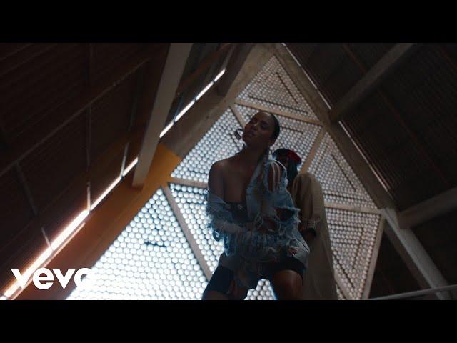 Mayra Andrade - Pull Up (Official Video)