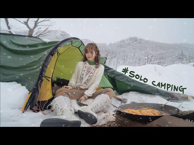 Happening during solo camping in heavy snow. / Camping in the snow
