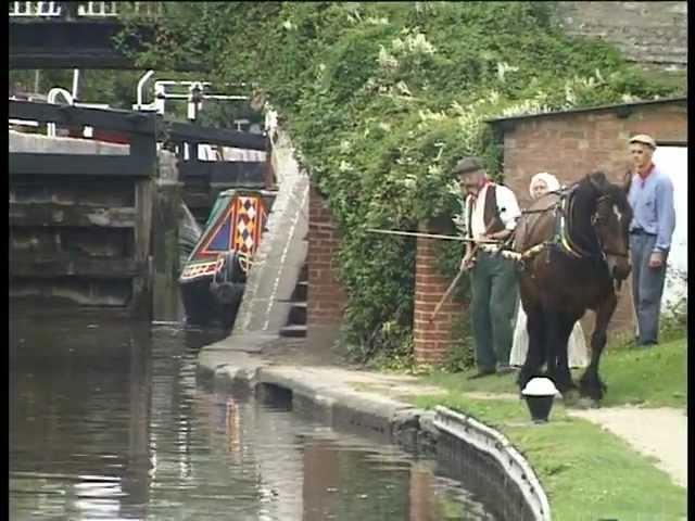 British Waterways Horse Drawn Narrowboat "One Horse Power"