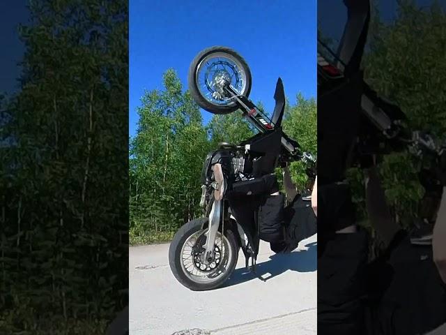 Supermoto Stuntride