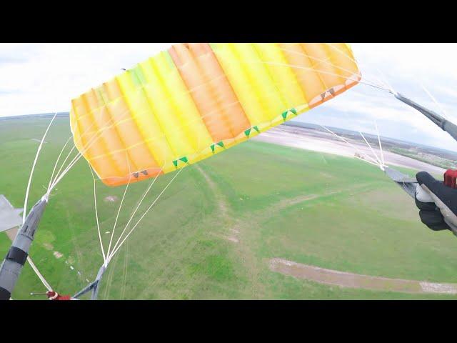 Skylark 7-cell Skipper EVO is 100% swoop capable. Just tried this canopy and falled in love with it.