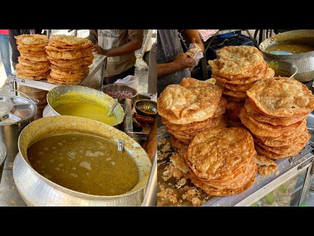 Famous Dal Pakwan of Indore | Sindhi Pizza | Sindhi Breakfast | Indian Street Food