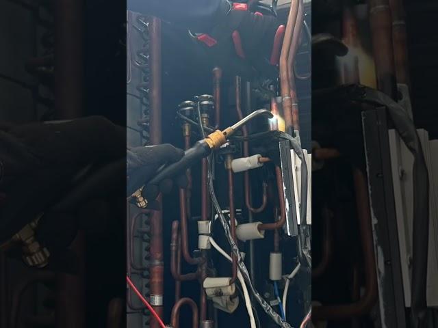 LG VRF repair. @LGGlobal #vrf #hvac #torch #repair
