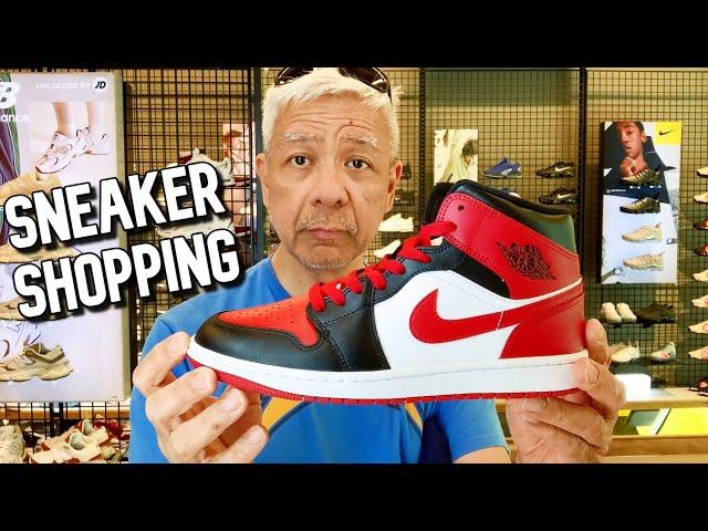 Sneaker Shopping (and returning) with Evan Cortez!