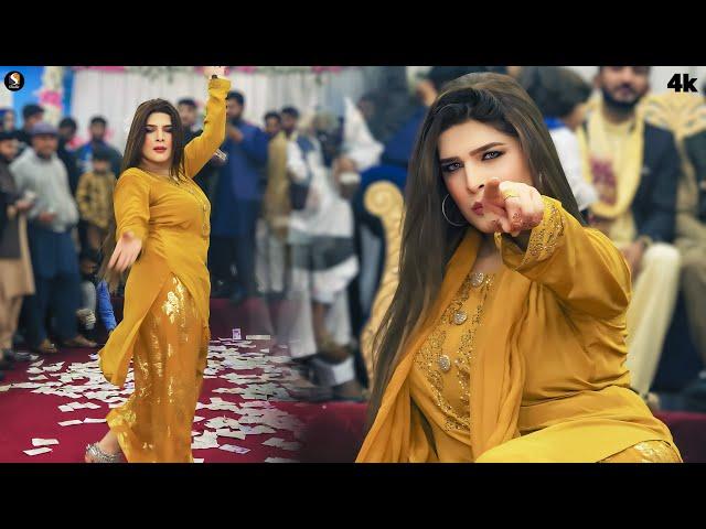 Tu Banda Munafiq Hain, Chahat Baloch Latest Mujra Dance Performance 2024