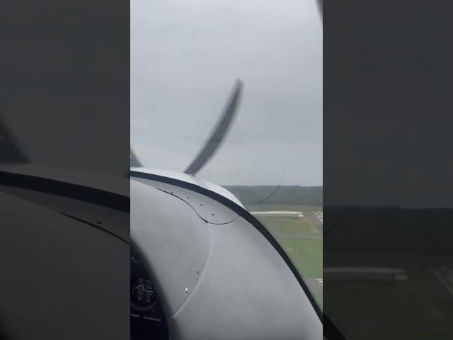 Short field soft field takeoff in a cirrus sr22