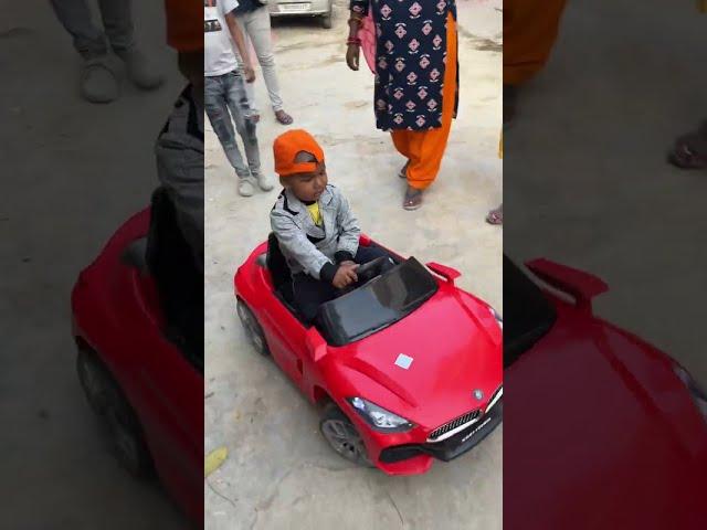 Dadi ke sath apni car se Race kar rahe hain Ayaan Babu️#cute #dadipota #car #racing #vloggerayaan