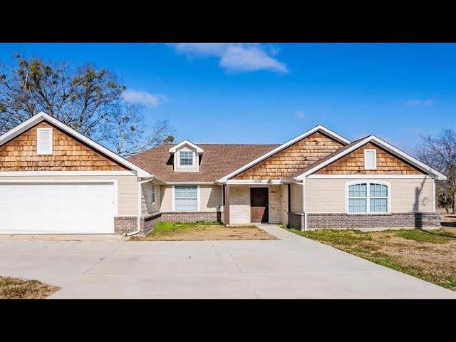 Home For Sale 1226 E Jefferson Street, Van Alstyne, TX