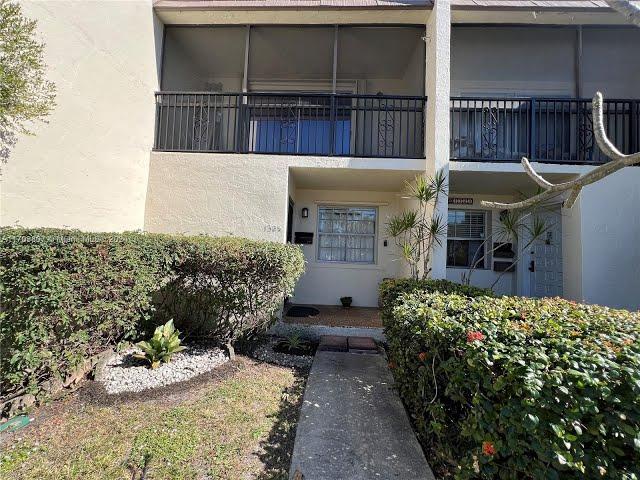 1325 N 15th Ave 23, Hollywood, FL 33020