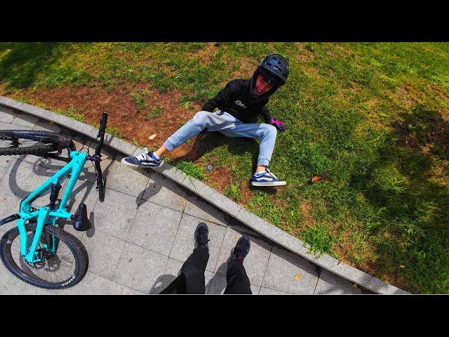 İKİLİ KAZA | İstanbul Urban / Downhill #1